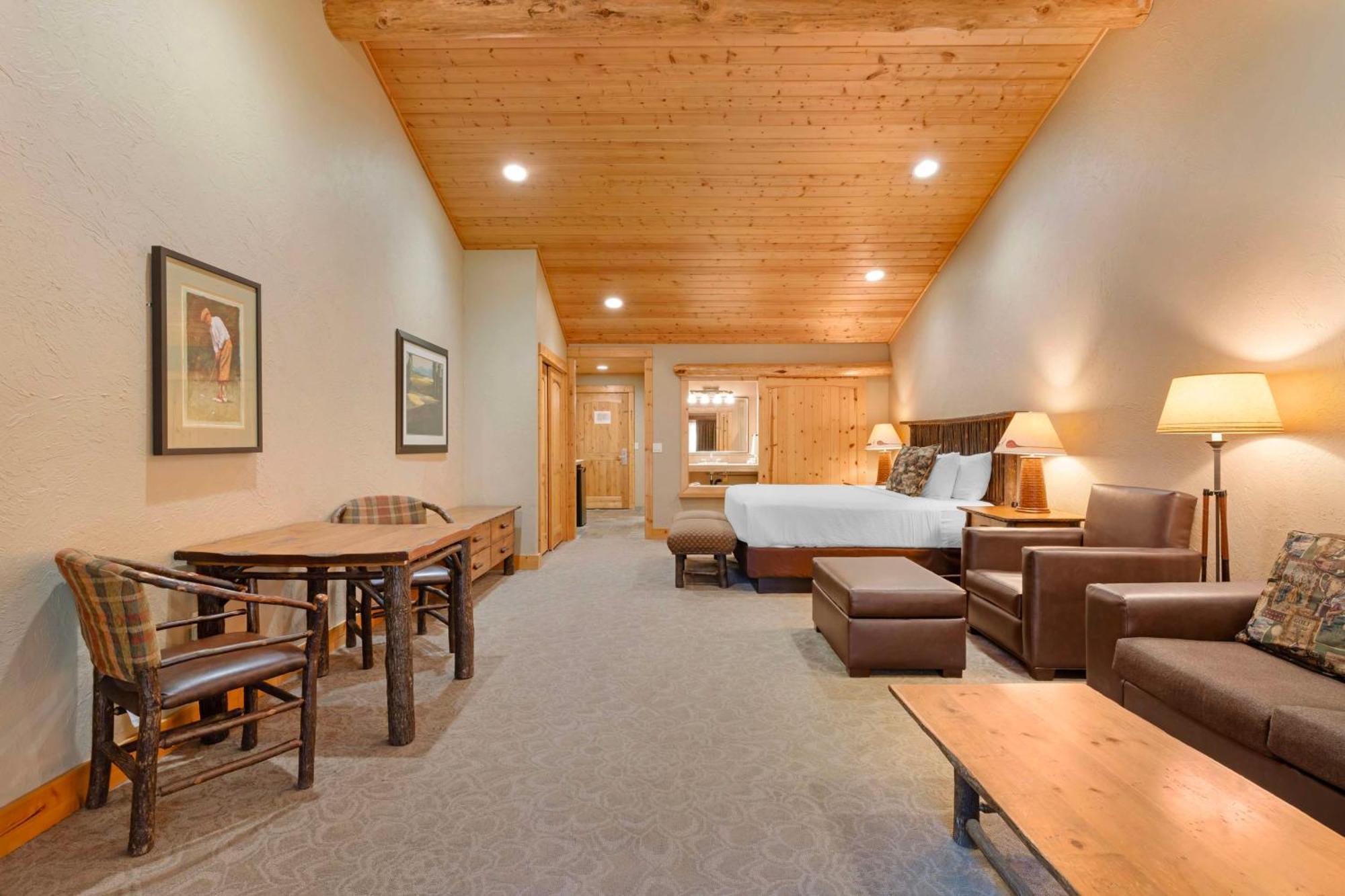 Best Western Ponderosa Lodge Систърс Екстериор снимка