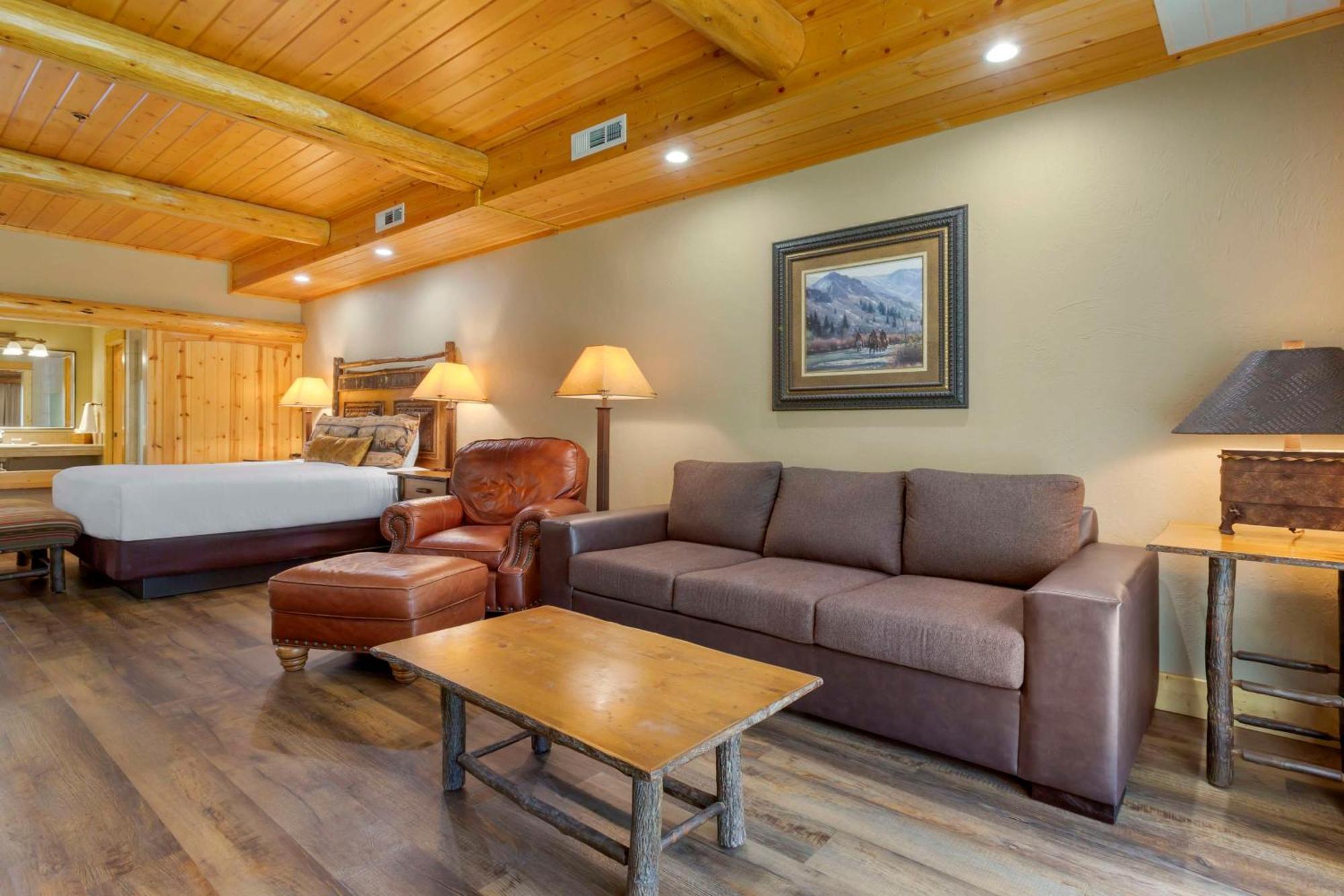 Best Western Ponderosa Lodge Систърс Екстериор снимка